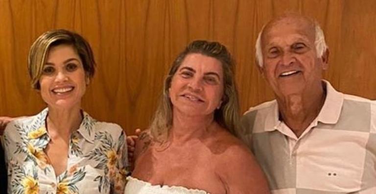 Flavia Alessandra parabeniza os pais em aniversário de casamento: ”53 anos de muito amor”