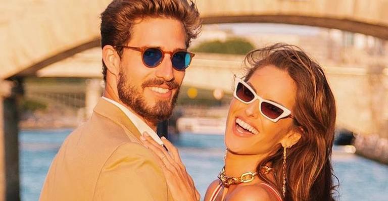 Izabel Goulart se declara para o noivo: ”A vida é muito melhor com você ao meu lado”