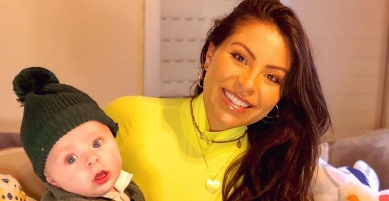 Andressa Ferreira posa com Bento e dispara: ”Luxo de mãe é dormir uma noite toda”
