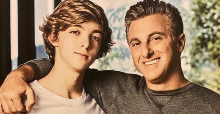 Luciano Huck fica chocado ao comparar evolução da altura do filho mais velho em 5 meses