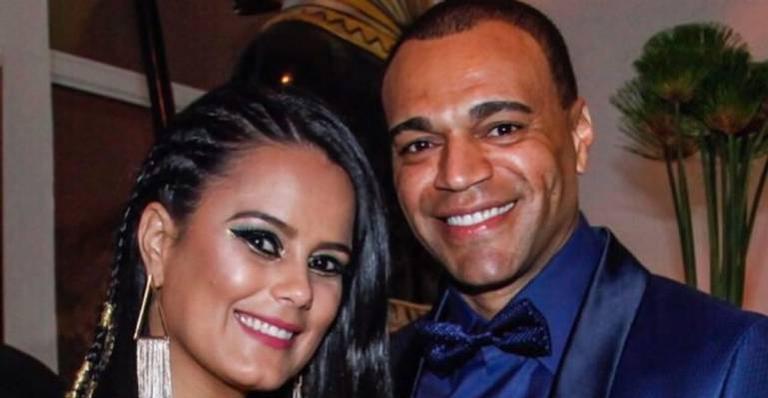 Denilson se declara para Luciele Di Camargo: ”Todos os dias ao seu lado eu comemoro”
