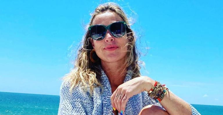 Luana Piovani se declara ao posar ao lado de suas amigas: ”A gente se une em amor”