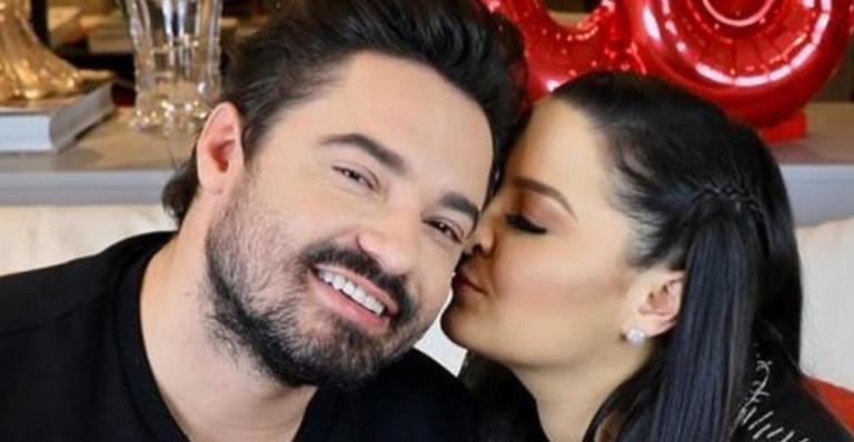 Depois de anunciar término, Maiara e Fernando são flagrados juntinhos em clima de romance