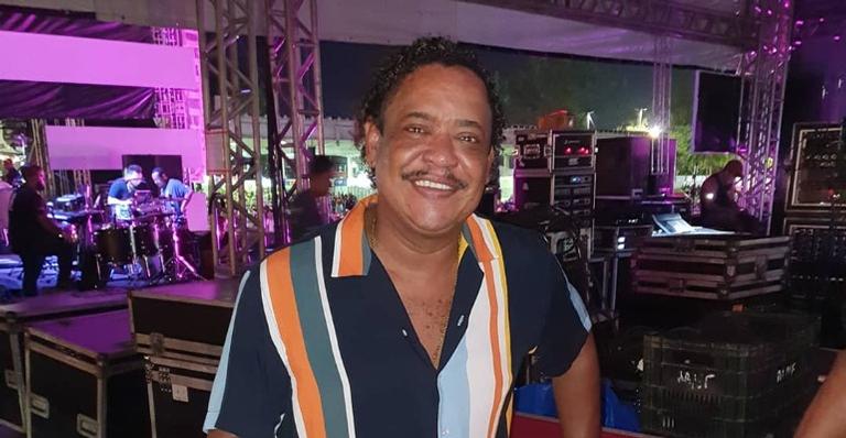 Compadre Washington lamenta morte da mãe na web: ”Maria de Lourdes olhai por nós!”