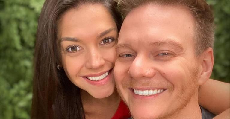 Thais Fersoza parabeniza Michel Teló no dia do cantor: ”Como eu amo a voz dele”