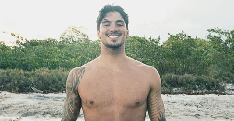 Gabriel Medina posta clique fazendo bela manobra no surfe e ganha elogios: ”Perfeito!”