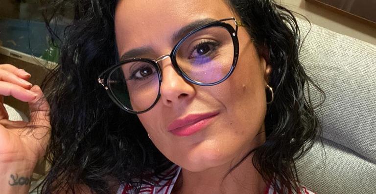 Luciele Di Camargo exibe processo de transição capilar e comemora: ”To gostando do que to vendo”