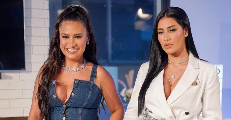 Simone e Simaria compartilham foto antiga ao lado da mãe: ”O tempo voa”