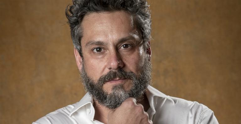 Alexandre Nero celebra 2 anos de ‘Onde Nascem os Fortes’: ”Um dos trabalhos mais especiais”