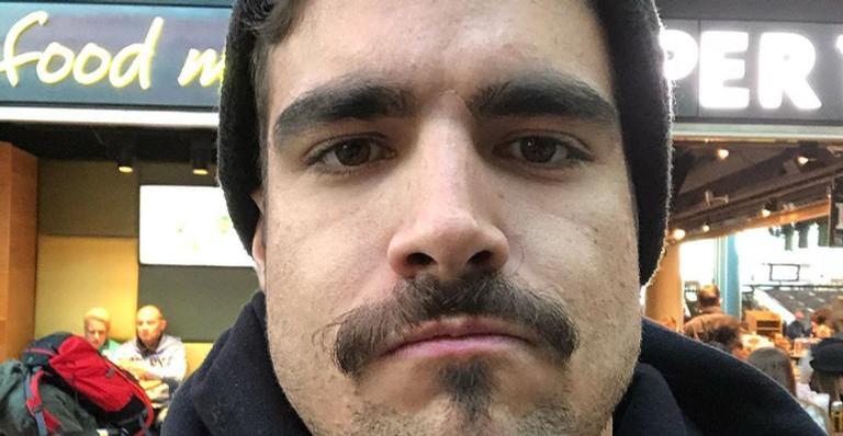 Caio Castro revela que está dedicado à ‘vida de gamer’: ”Quarentena despertou esse lado”