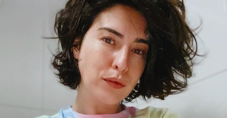 Fernanda Paes Leme relembra foto do Carnaval e brinca: ”Não vou ficar com saudade sozinha”