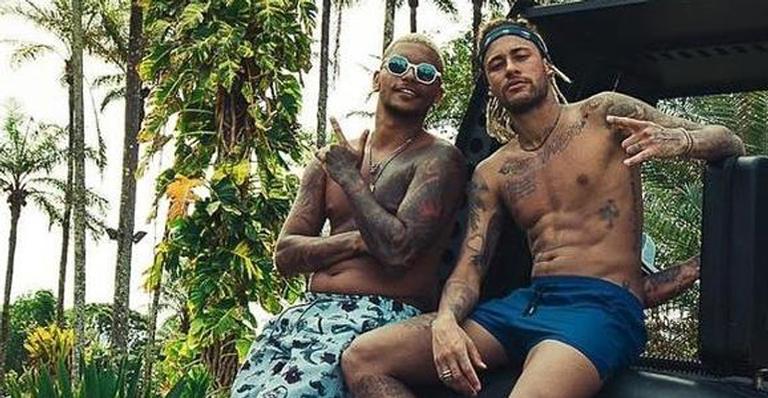 Parça de Neymar Jr. fala sobre auxílio emergencial: ”Golpe”