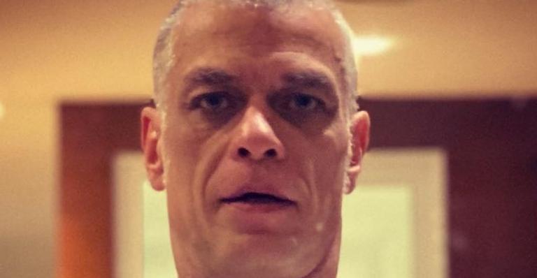 Fábio Assunção desabafa sobre vício em álcool e drogas: ”O medo me acompanha sempre”
