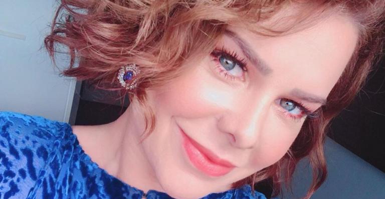 Fernanda Souza surge sorridente nas redes sociais e arranca elogios: ”Maravilhosa”