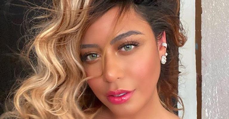 Rafaella Santos, irmã de Neymar Jr., investe em bolsa grifada