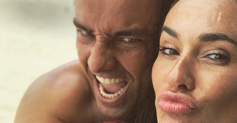Ricardo Pereira comemora 10 anos de casamento: ”Amo desde que nasci”