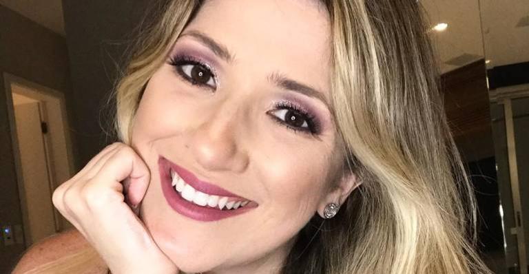 Dani Calabresa faz declaração para os amigos: ”Alegram a minha vida”
