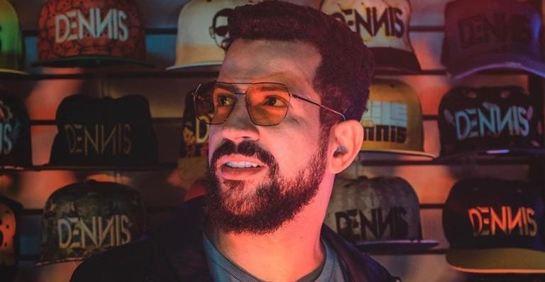 Depois de fazer live no Cristo Redentor, Dennis DJ usa as redes para relembrar o começo da carreira