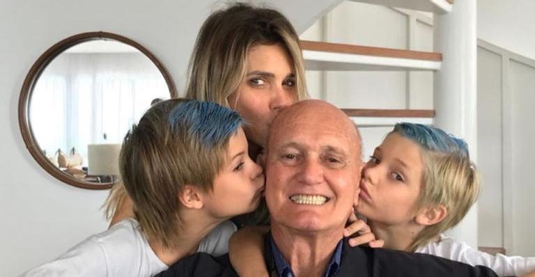 Fernanda Lima emociona a web ao prestar homenagem ao pai: ”Meu careca segue me transformando”