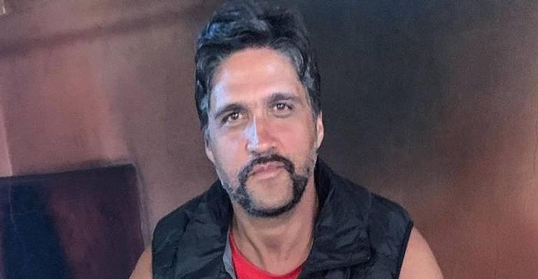 Léo Chaves muda data de live e explica o motivo da mudança