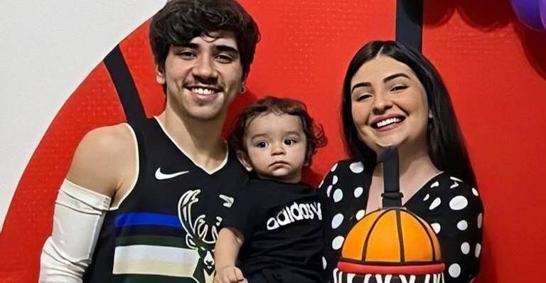 João Fernandes comemora aniversário de 1 ano do primeiro filho: ”O dia do amor”