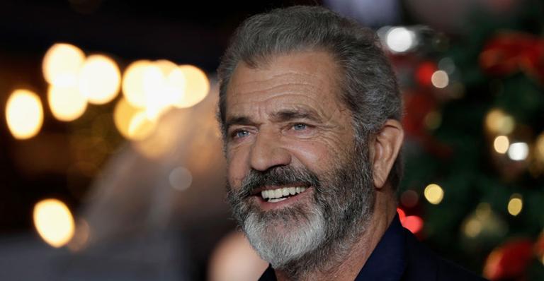 Aos 64 anos, Mel Gibson afirma que ficou hospitalizado após testar positivo para o coronavírus