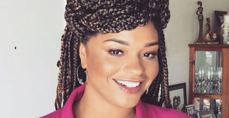 Juliana Alves relembra clique toda produzida e comenta saudade de se arrumar para sair