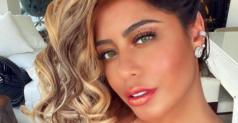 Rafaella Santos realiza vários procedimentos estéticos no rosto e exibe antes e depois