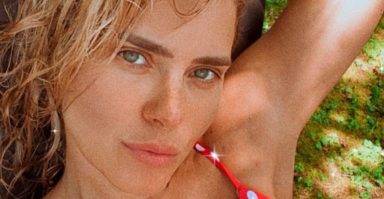 Carolina Dieckmann surge plena em meio à natureza e arranca elogios dos seguidores: ”Deusa”