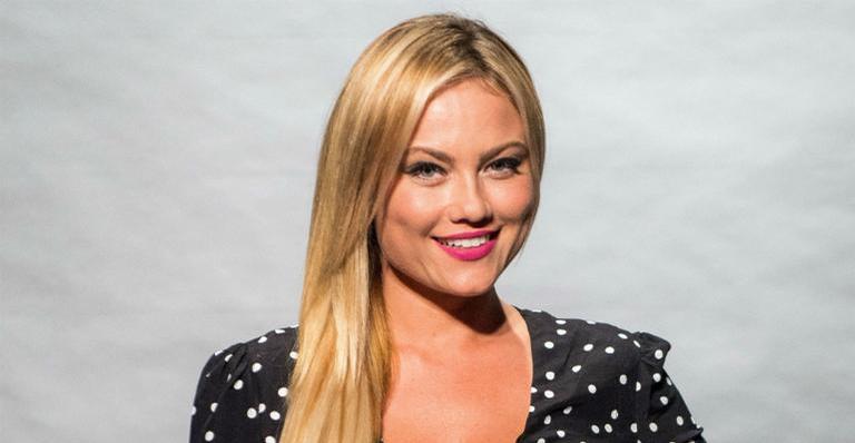Ellen Rocche fala sobre rotina na quarentena: ”Mergulho dentro de mim”