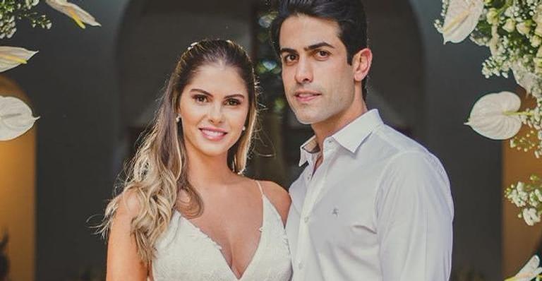 Casada com Gustavo Theodoro, Bárbara Evans celebra dois meses de união: ”Sou extremamente feliz”