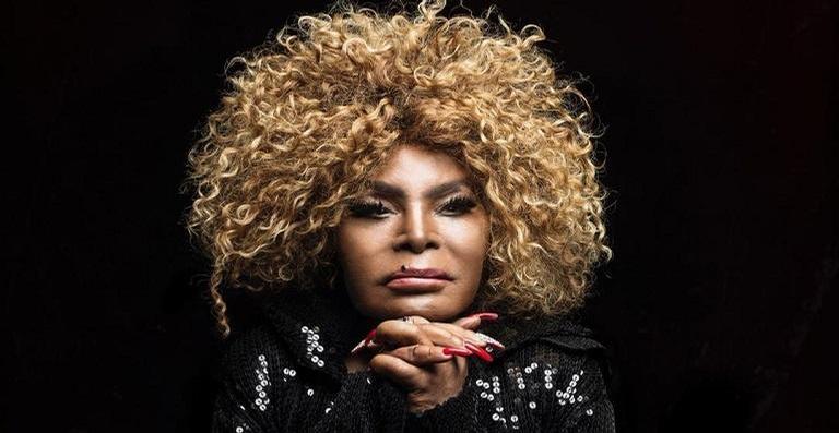 Elza Soares participa do ‘Saia Justa’ e desabafa: ”O Brasil sempre foi racista”