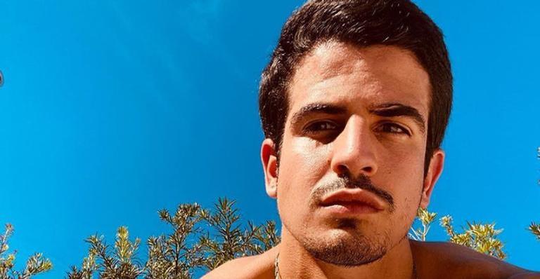 Enzo Celulari rebate seguidor sobre ‘nunca ter pegado trem lotado’: ”Tenho plena consciência”