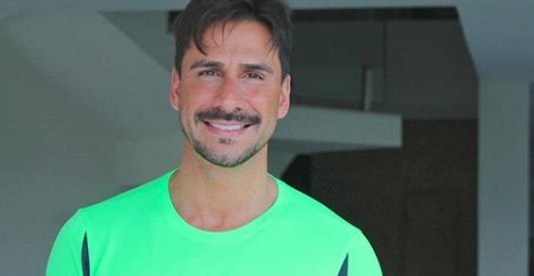 Julio Rocha fala sobre o filho José, de um ano e cinco meses: ”Ainda não fala”