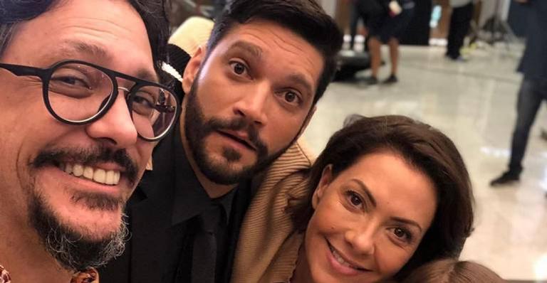 Lucio Mauro Filho comemora um ano da estreia Bom Sucesso: ”Nossa história”