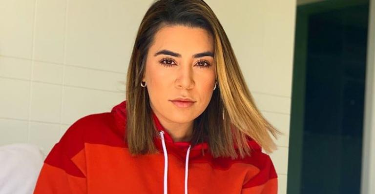 Naiara Azevedo se derrete ao surgir coladinha com seus cães: ”Um amor que não se explica”