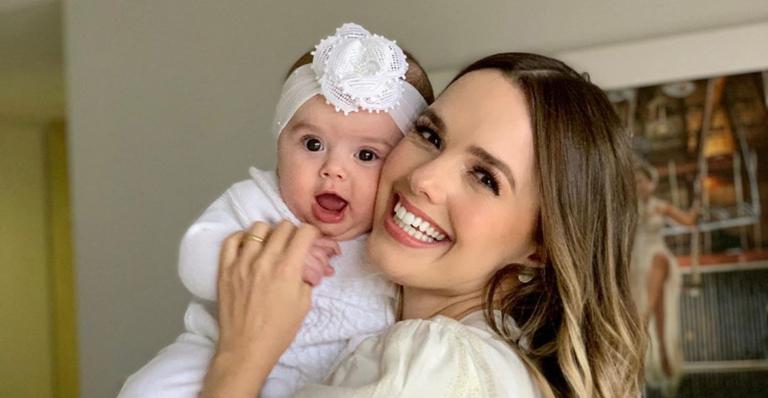 Thaeme anima a web ao relembrar encontro com ator internacional: ”Tremia igual vara verde”