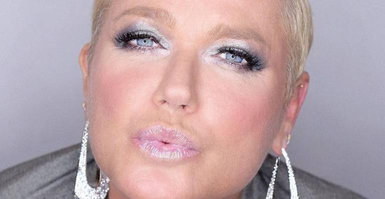 Xuxa agradece apoio após receber críticas por defender Felipe Neto: ”Mais amor”