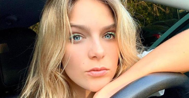 Isabella Santoni comemora mudança de casa: ”Só ajudou no meu crescimento”