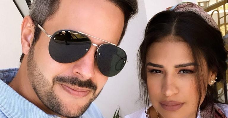Marido de Simone comemora segunda gravidez da cantora: ”Nosso coração está encharcado de amor”