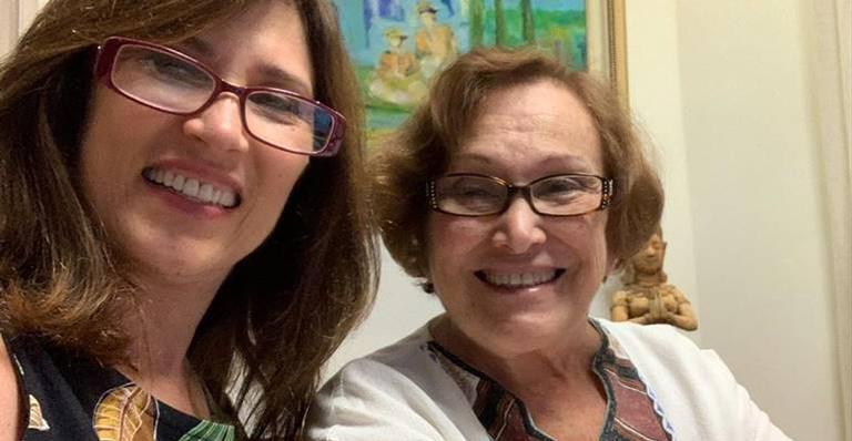 Ao lado da mãe, Beth Goulart reforça pedido: ”Se sair de casa use máscara”