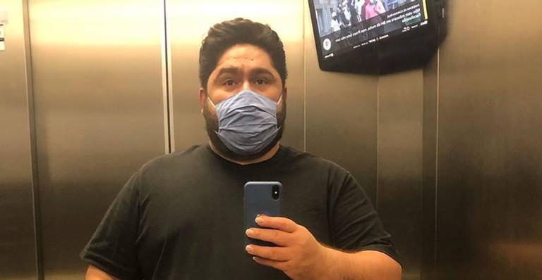 Cesar Menotti corta a barba e brinca com perda de peso: ”Pensei que tivesse perdido 5 quilos”