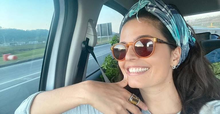 Após praticar yoga, Emanuelle Araújo recebe chuva de elogios: ”Sempre perfeita”