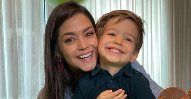 Thais Fersoza se derrete ao exibir o novo corte de cabelo do filho, Teodoro: ”Ficou um gato”
