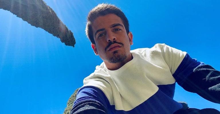 Enzo Celulari publica vídeo cantando e internautas rasgam elogios: ”Tô ficando apaixonada”