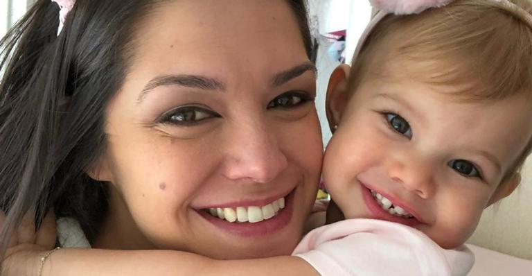 Thais Fersoza fala sobre o aniversário da filha, Melinda: ”Amorzinho da mamãe”