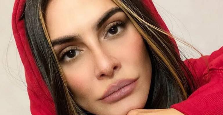 Cleo fala sobre terapia e aconselha os fãs: ”Todo mundo deveria fazer”