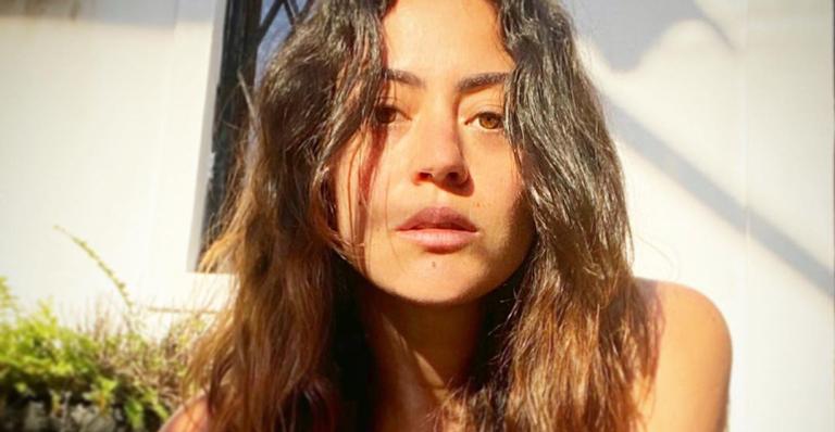 Carol Castro comemora Dia dos Pais com clique da infância: ”Te amo infinito”