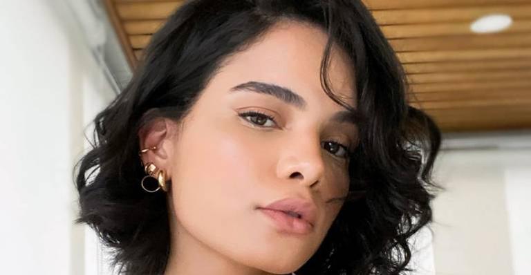 Carol Macedo faz declaração para o noivo: ”Tudo aconteceu na hora certa”