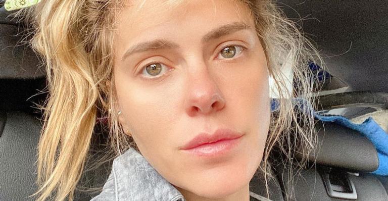 Carolina Dieckmann posa com seu gato e encanta web: ”Lindos”